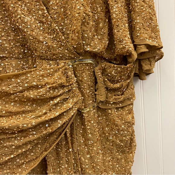 NWT ASOS Design Curve Gold All Over Sequin Mini Dress with Horn Buckle Sz 16 - Picture 10 of 15